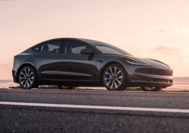 tesla model 3 highland otthoni toltes,model 3,wall connector,otthoni töltés,elektromos autó,v os,töltési sebesség,